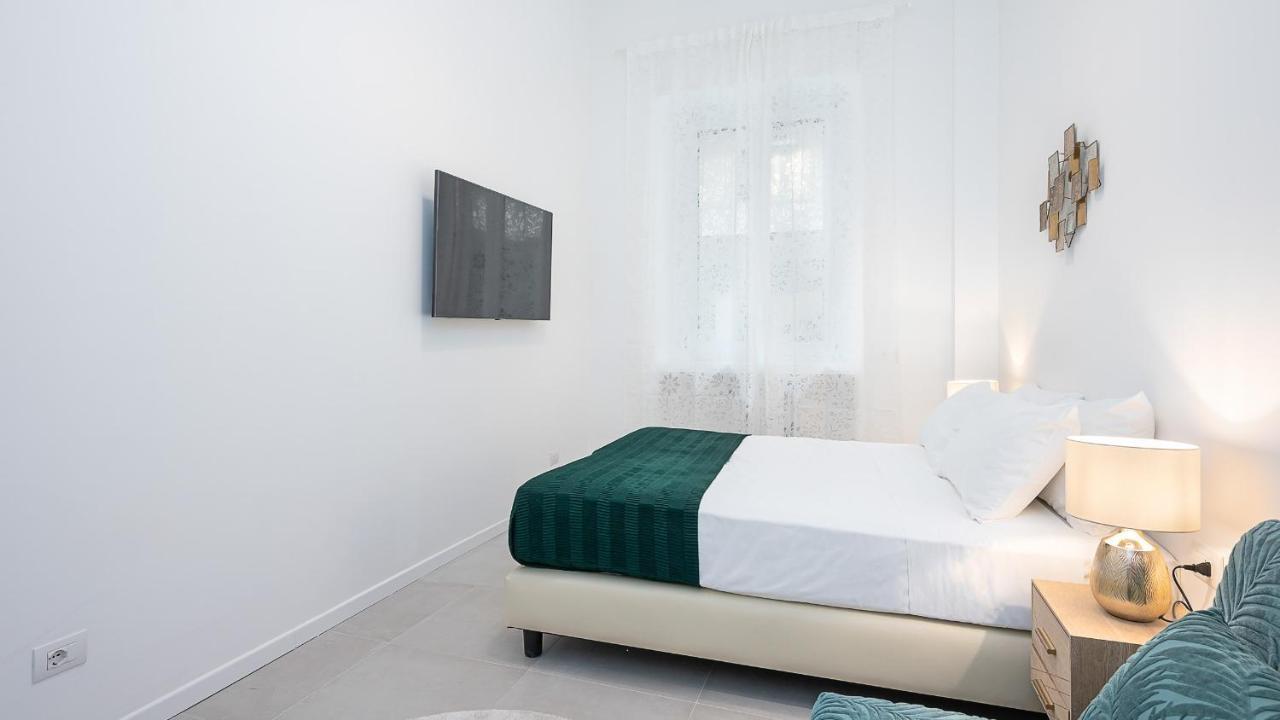 Classbnb - Due Moderni Appartamenti A 1Km Dall'Arco Della Pace มิลาน ภายนอก รูปภาพ