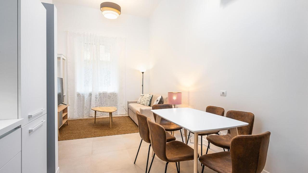 Classbnb - Due Moderni Appartamenti A 1Km Dall'Arco Della Pace มิลาน ภายนอก รูปภาพ